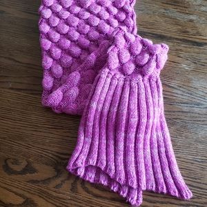 Crochet mermaid tail blanket